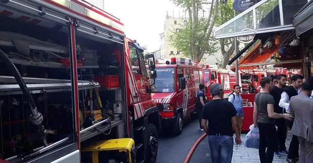 İstanbul Sultanahmet’te otel yangını