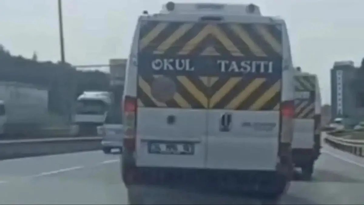 Çocukların hayatını tehlikeye atmışlardı! Bakan duyurdu: Servis sürücüleri yakalandı