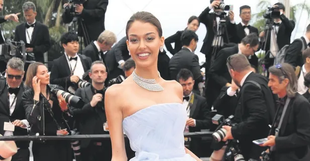 Hollywood 'Çiçek' açacak! Dilan Çiçek Deniz gözünü Hollywood'a dikti