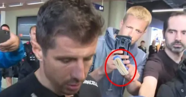 Dışişleri Bakanı Mevlüt Çavuşoğlu milli maç öncesi İzlandalı mevkidaşı ile görüştü