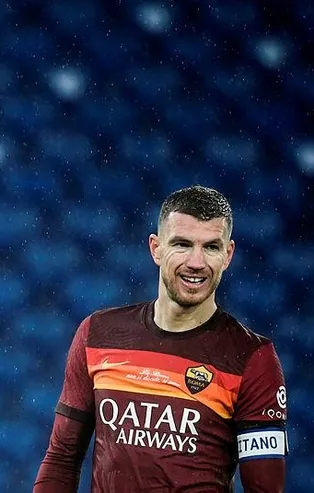 Beşiktaş'ta forvete Keskin Nişancı! Kartal Edin Dzeko için girişimde bulundu