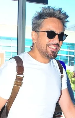 Ünlülerin tatil telaşı