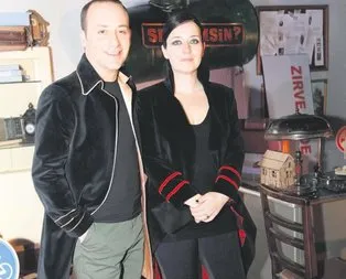Ders gibi ilan-ı aşk!