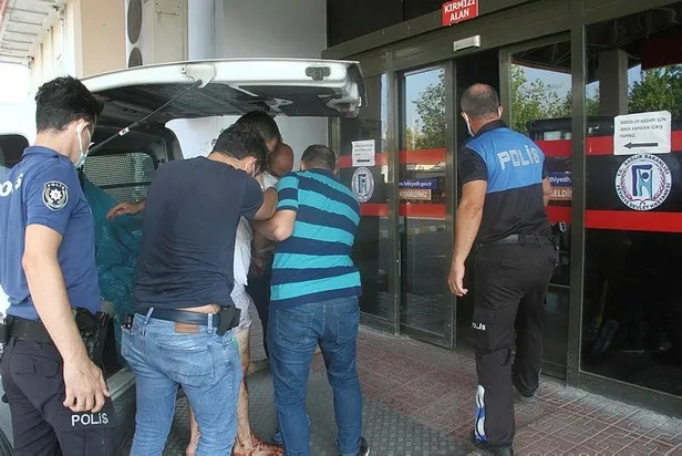 muglada-vahset-yemek-masasinda-tartistigi-annesini-bicaklayarak-oldurdu-1629571084375.jpeg Muğla'da vahşet! Yemek masasında tartıştığı annesini bıçaklayarak öldürdü-2