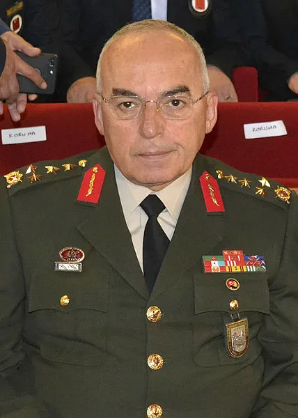 musa-avsever-kimdir-kac-yasinda-nereli-kara-kuvvetleri-komutani-org-musa-avsever-nereli-hangi-gorevlerde-bulun-1690886240788.jpg Org. Musa Avsever nereli? Musa Avsever kimdir, kaç yaşında, nereli? Hangi görevlerde bulundu?-2