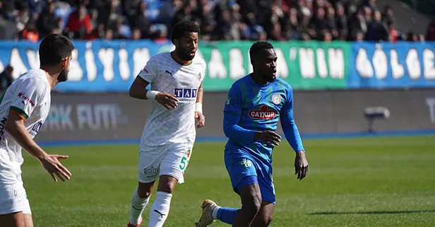 Karadeniz'de 3 puanla 3 gol! Çaykur Rizespor - Alanyaspor: 3-1 | MAÇ SONUCU