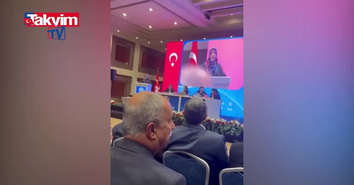 Türkiye Barolar Birliği'nin toplantısında skandal görüntü! Başörtülü divan üyesi kürsüye çıkınca salonu terk ettiler