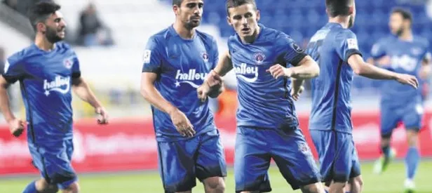 Kasımpaşa iki golle gruplara yükseldi