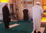 Ayasofyada sürpriz konuk! Erdoğan o ismin ardında saf tuttu