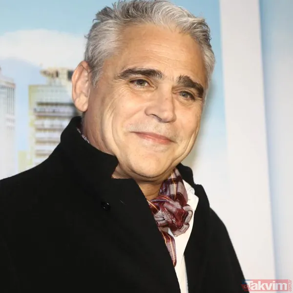 Yeşilçam’ın ‘bebek yüzlü’ yakışıklısı Tolga Savacı’nın kardeşi bakın hangi manken çıktı! Meğer o da podyumlarda fırtınalar estiriyormuş... - 4