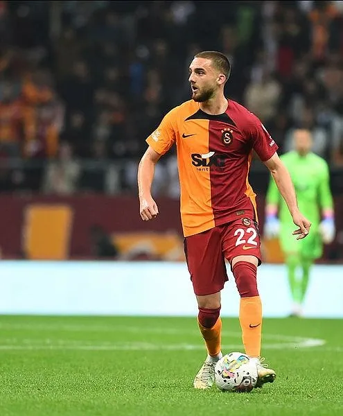 berkan-kutlu-krizi-galatasarayda-genc-oyuncu-ile-ilgili-sicak-gelismeler-yasanabilir-1670981001778.jpeg