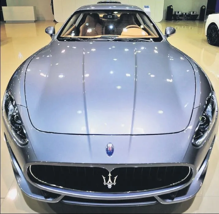 Kredi kartıyla Maserati