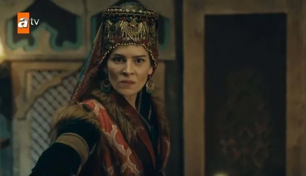 kurulus-osmanda-nefes-kesen-sahne-selcan-ana-bala-hatun-ve-malhun-hatunu-mari-kurtardi-1646251019326.jpg Kuruluş Osman’da nefes kesen sahne: Selcan Ana, Bala Hatun ve Malhun Hatun’u Mari kurtardı!-3