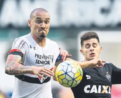 Maicon & Acerbi’den biri Aslan olacak