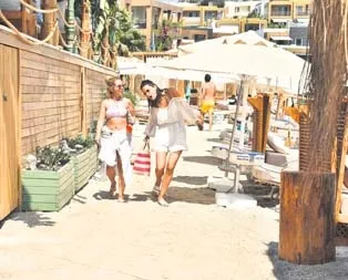 Sohbete daldı kafayı çarptı