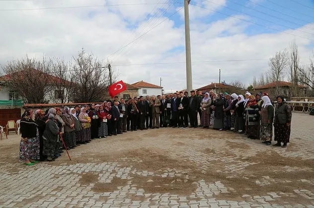 Yozgat'ın sigara içilmeyen köyü Haydarbeyli sakinlerine hediye