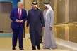 Trump üçüncü durağı BAE’de! Muhammed bin Zayed cami kapattı saç dansı gündem oldu | ABD’ye on yıl içinde 1,4 trilyon dolarlık yatırım