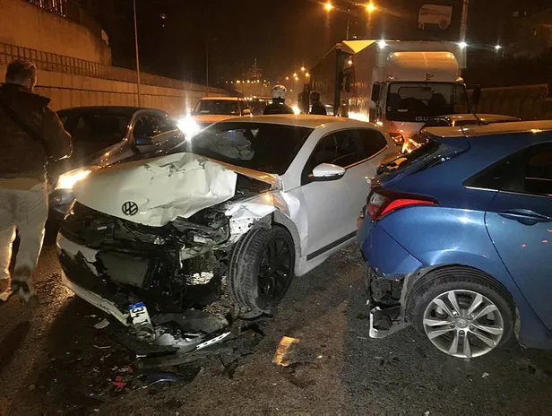 Şile Otoyolu'nda zincirleme trafik kazası: 2 yaralı-2