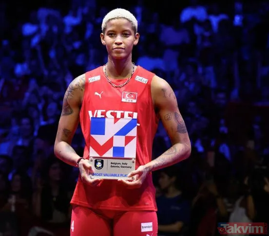 Saha da coşturuyor dışarıda da! Melissa Vargas Dj kabinine geçti geceye damgasını vurdu! Herkesin dilinde Vargas var - 28