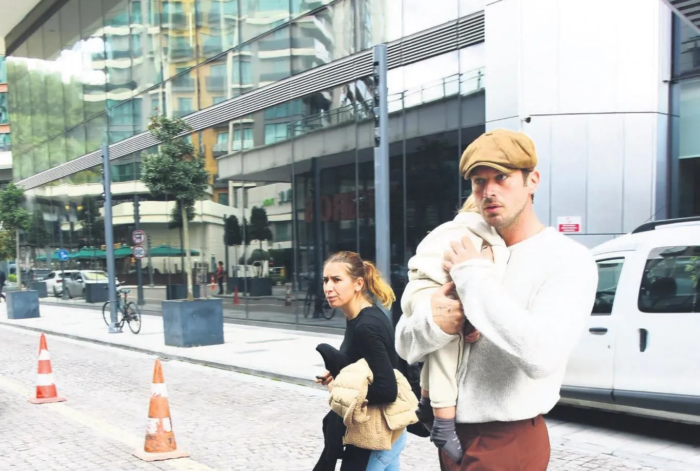 Babasının kopyası!