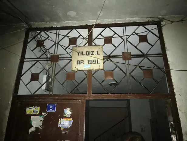 Diyarbakır'da pompalı tüfekli dehşet! Kapı deliğinden bakan kadına ateş etti-2
