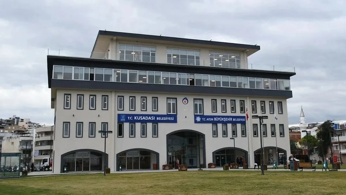 rusvetin-ussu-kusadasispor-1785538487238.jpeg Kuşadası Belediyesi soruşturmasında etkin pişmanlık ifadesi! Rüşvetin üssü Kuşadasıspor: Müteahhit kirli ağı anlattı-3
