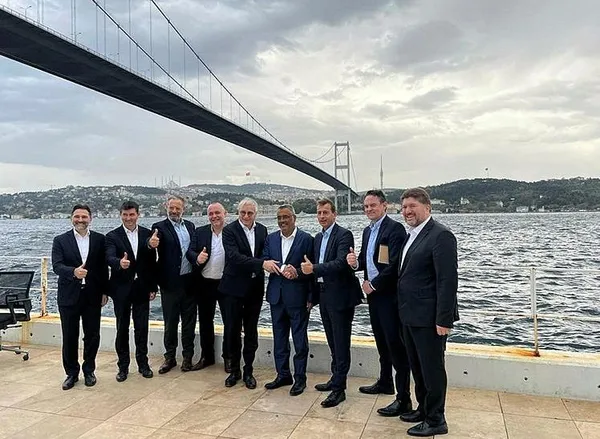 toplam-355-adet-turk-hava-yollari-tarihindeki-en-buyuk-ucak-alimi-icin-airbus-ile-gorusuyor-1699714979484.jpeg Toplam 355 adet! Türk Hava Yolları tarihindeki en büyük uçak alımı için Airbus ile görüşüyor-2