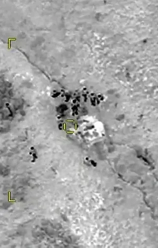 Son dakika: Azerbaycan Ordusu, Dağlık Karabağ’a desteğe giden Ermeni güçlerini imha etti! İşte o görüntüler