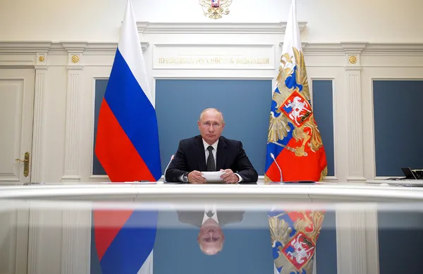 putin-yeni-stratejik-silahlarin-azaltilmasi-new-start-anlasmasinin-uzatilmasi-kararini-dumaya-iletti-1611697360482.jpg Putin, Yeni Stratejik Silahların Azaltılması (New START) anlaşmasının uzatılması kararını Duma'ya iletti-2
