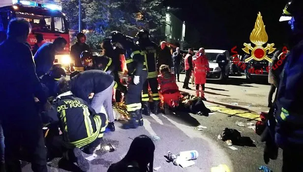 İtalya'da gece kulübünde izdiham dehşeti! 100'den fazla yaralı var