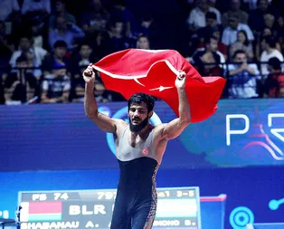 Soner Demirtaş bronz madalyanın sahibi oldu