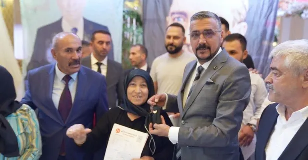 Devlet Bahçeli'nin İYİ Parti'ye çağrısı karşılık buldu! Eski İYİ Parti Mamak İlçe Başkanı ve beraberindeki heyet MHP’ye katıldı