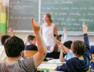 Okul kitabı cep yaktı