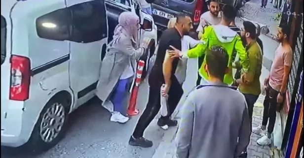 Bağcılar’daki kavganın yeni görüntüleri ortaya çıktı! Erkek olan buraya gelsin diye bağırmıştı