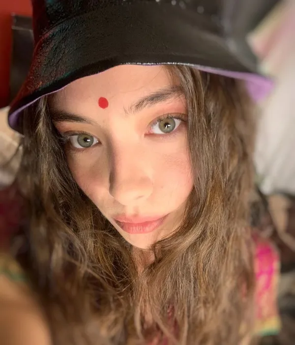 askin-tarifinin-yildizlari-kadir-dogulu-ile-serra-ariturkun-samimiyeti-olay-olmustu-neslihan-atagulden-ilk-aciklama-geldi-1628866238703.jpg Aşkın Tarifi’nin yıldızları Kadir Doğulu ile Serra Arıtürk'ün samimiyeti olay olmuştu! Neslihan Atagül'den ilk açıklama geldi-4