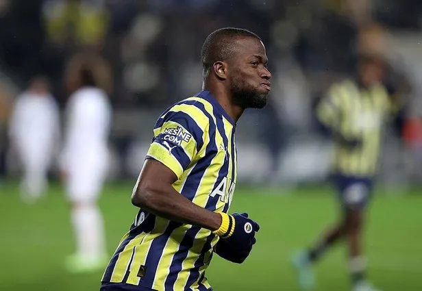 valencianin-4-gol-attigi-macta-fenerbahce-pasayi-dagitti-1675040221909.jpeg Valencia’nın 4 gol attığı maçta Fenerbahçe Paşa’yı dağıttı-4