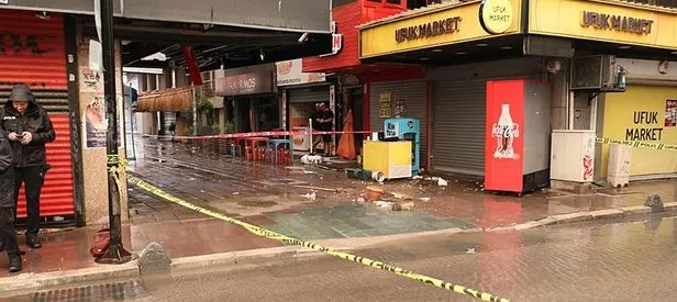 İzmir’de kent merkezi sularla doldu