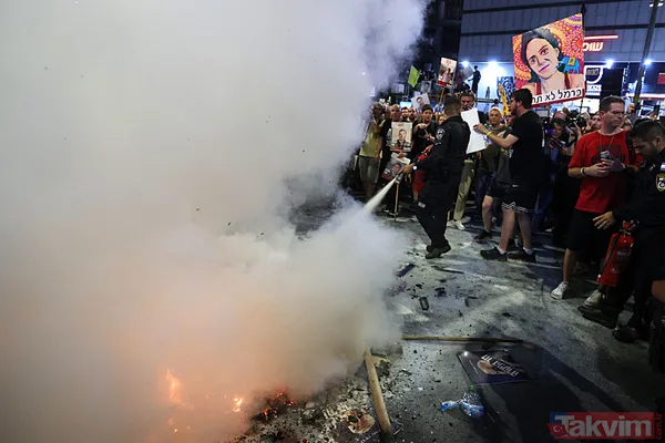Netanyahu'ya tepkiler dinmiyor! On binlerce İsrailli sokaklara akın etti! Ana yollları trafiğe kapattılar - 12
