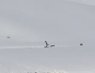 Bitlis'te 11 askerin şehit olduğu helikopter kazası bölgesinde inceleme! İşte kaza bölgesinden son dakika görüntüleri