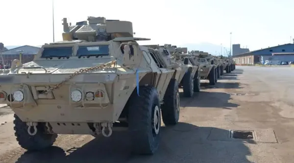 son-dakika-yunanistan-abdden-silah-almaya-devam-ediyor-90-yeni-m117-zirhli-guvenlik-araci-tedarik-edildi-1658841565341.jpg SON DAKİKA: Yunanistan ABD'den silah almaya devam ediyor! 90 yeni M117 zırhlı güvenlik aracı tedarik edildi-3