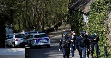 Dev spor markası Adidas’ın eski sahibi Bernard Tapie ve karısı saldırıya uğradı! Elektrik kablolarıyla bağlayıp...