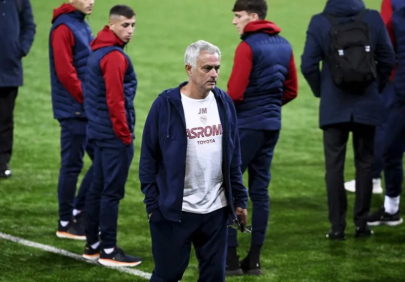 jose-mourinho-fenerbahcede-imzalar-atildi-iste-anlasma-detaylari-1717143097599.jpeg
