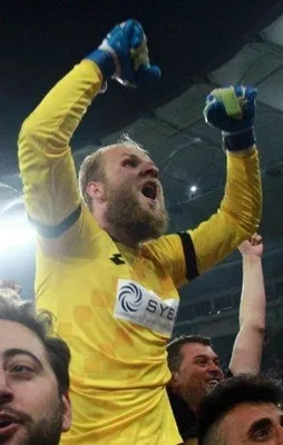 Hakan Canbazoğlu fırtınası!