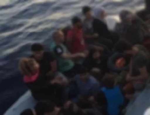 İzmir’de 42 düzensiz göçmen yakalandı