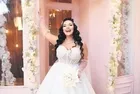 Eşine evlilik şarkısı yaptı
