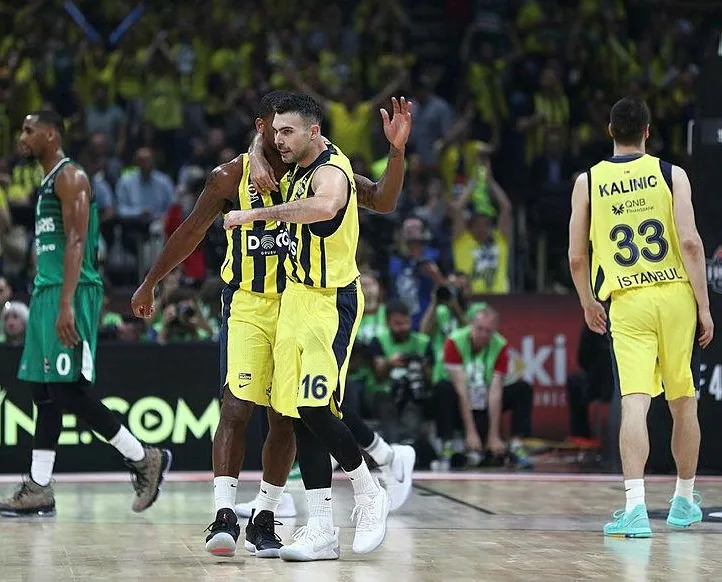 Fenerbahçe finalde!