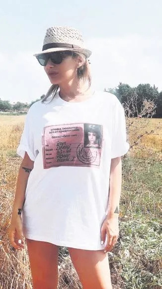 Öğrenci kimliği üstünde