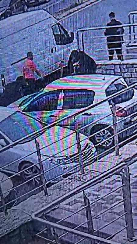 basaksehirde-dehset-anlari-onune-gelene-bicak-salladi-ifadesi-ortaya-cikti-uyandiktan-sonra-mutfaktan-bicak-al-1728658415486.jpeg Saldırganın ifadesi ortaya çıktı (İHA)