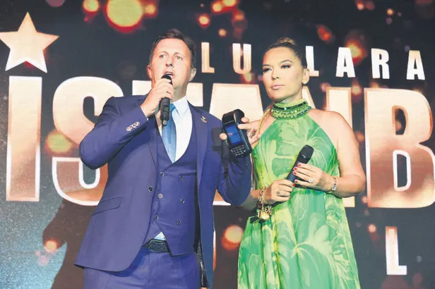 pazartesi-aksami-ekranlara-giris-yapan-sevmek-zamani-izleyiciyi-mest-etti-1655840320511.jpg Pazartesi akşamı ekranlara giriş yapan 'Sevmek Zamanı' izleyiciyi mest etti!-4