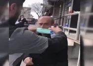 Bir utanç videosu da İstanbuldan! Yaşlı adamı durdurup başından aşağı kolonya döktüler
